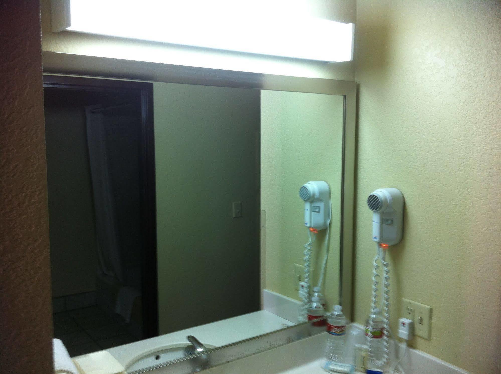 Lea County Inn Hobbs Εξωτερικό φωτογραφία